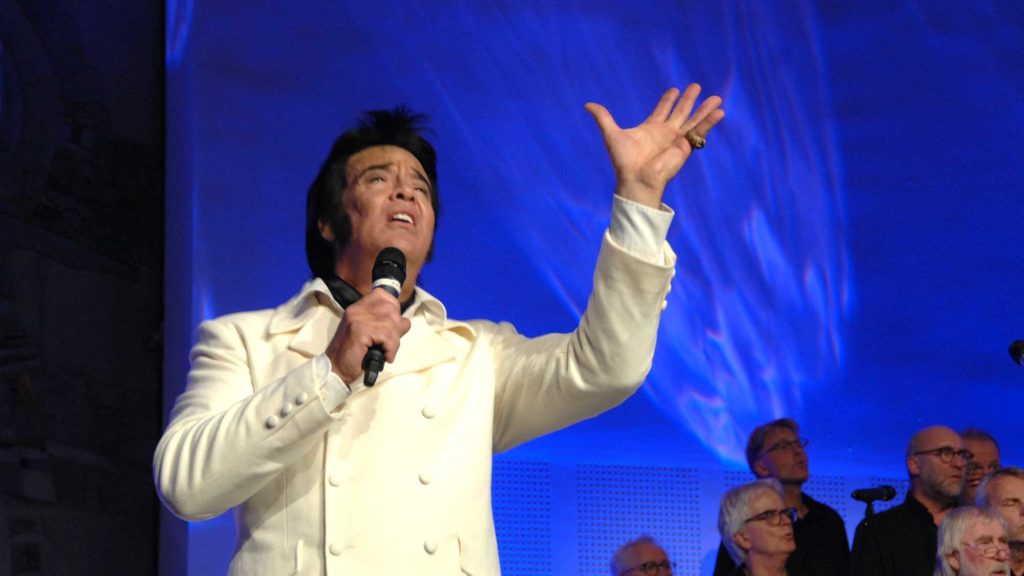 "Precious Lord" – Kjell Elvis