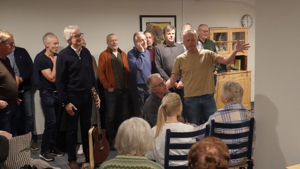 Engelen satt på første benk